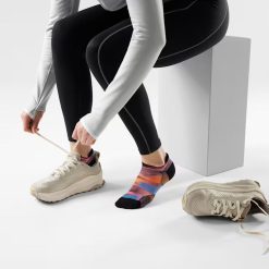 Alternative view of Smartwool Women's Run Brushed Print Low Ankle Socks