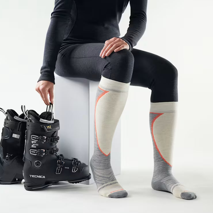 Smartwool Women's Ski Extra Stretch Over The Calf Socks - Image 2