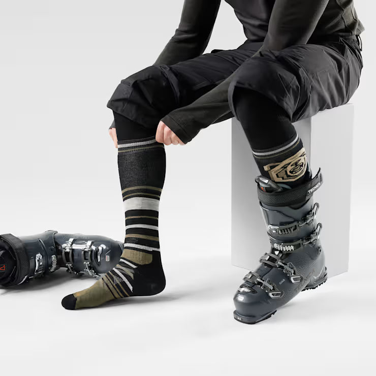 Smartwool Ski Growling Grizzly Over The Calf Socks - Image 2