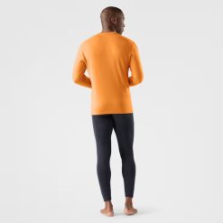 Alternative view of Smartwool Men's Classic Thermal Merino Base Layer Crew